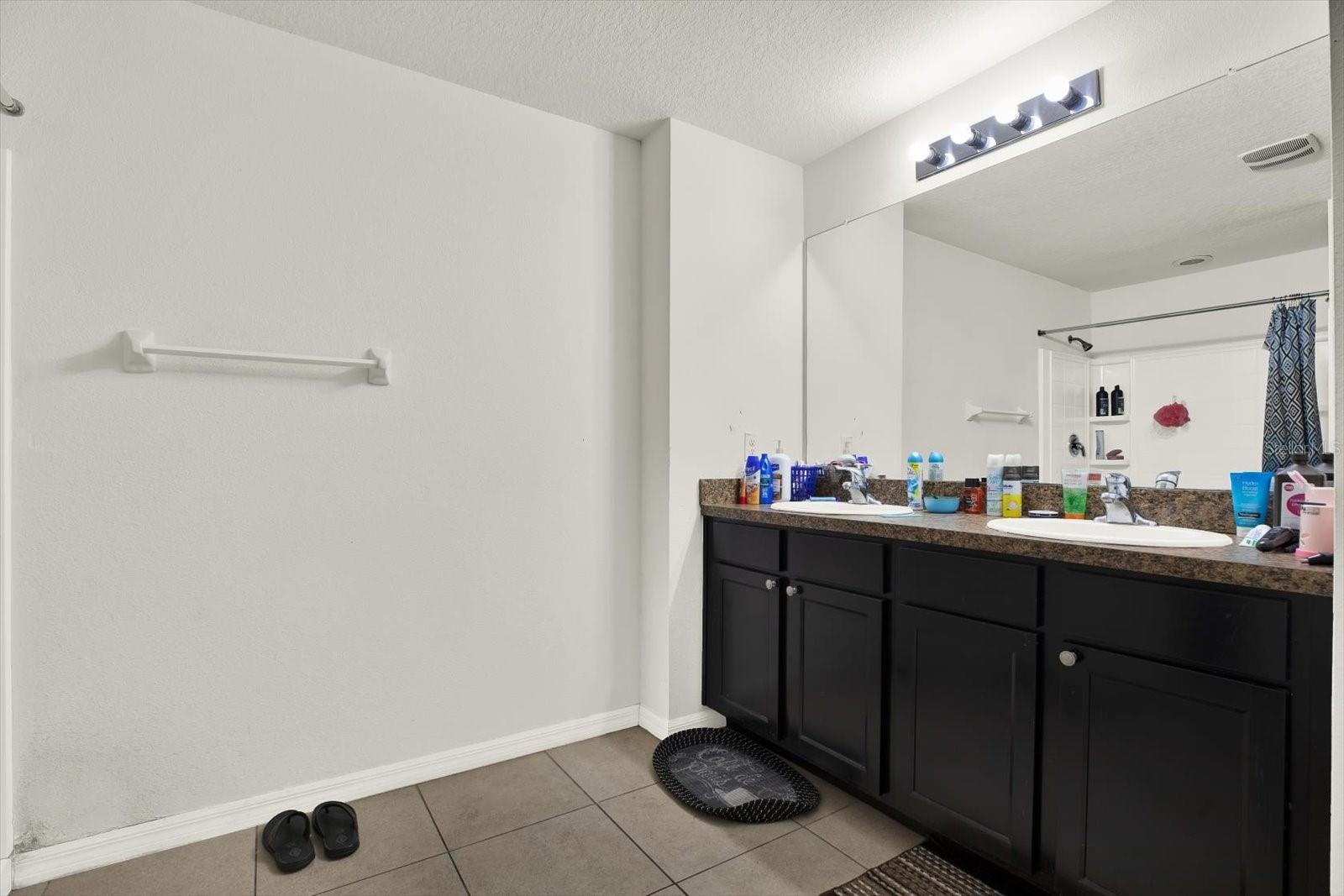 HAWKS LANDING - Residential