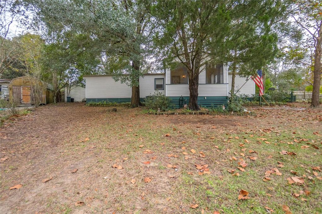 Photo of 8032 E Bayberry Lane, Floral City, FL 34436 (MLS # W7881366)