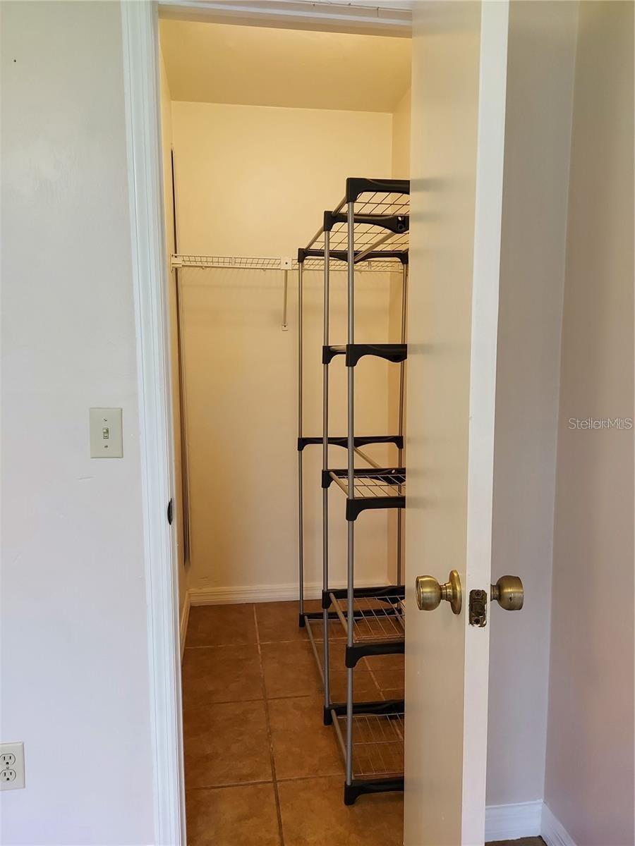 WESTCHESTER PARK PH 05 - Residential Lease