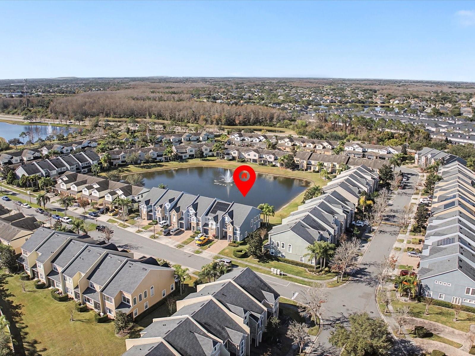 528 WOODLAND TERRACE