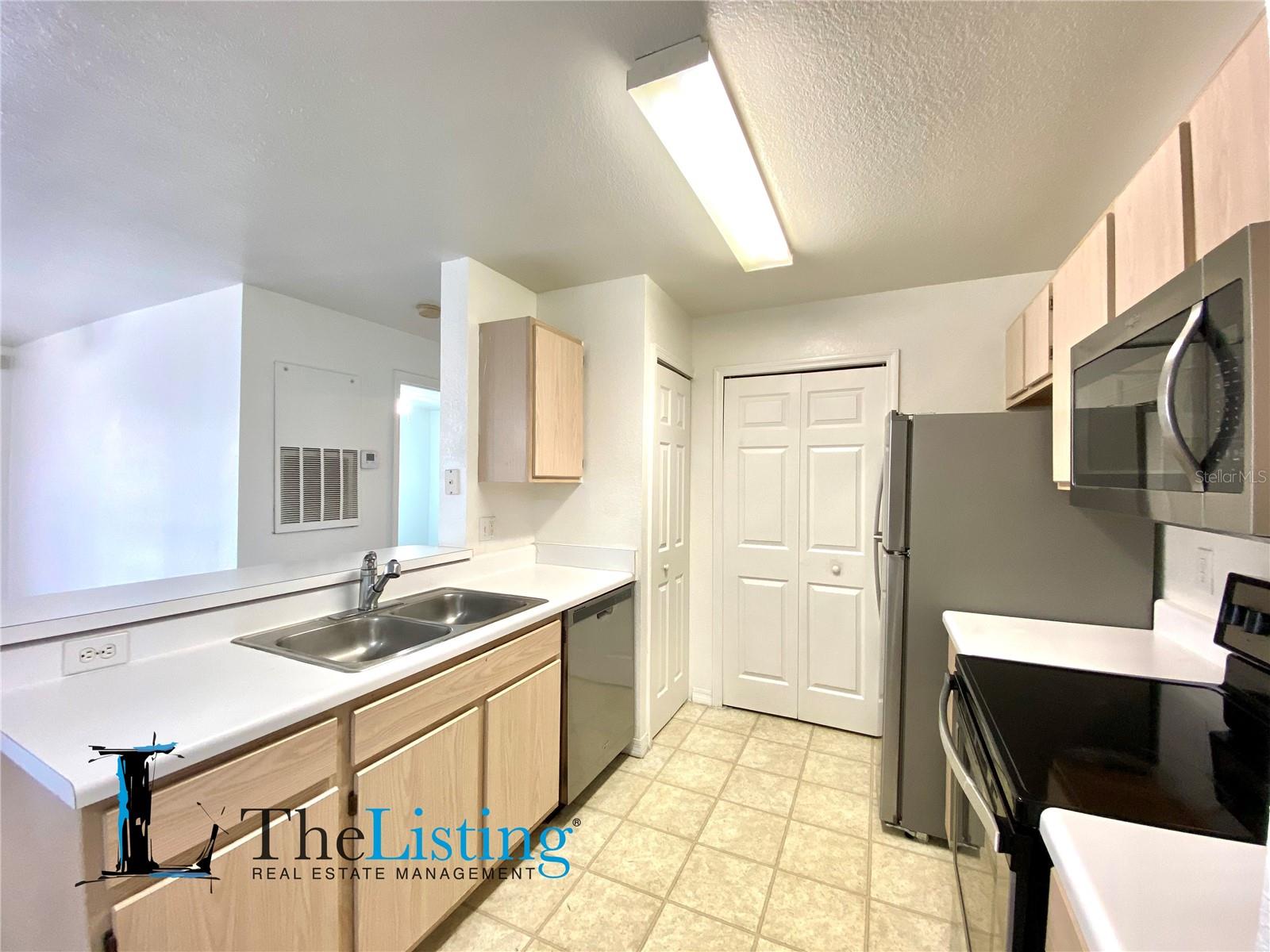 CYPRESS FAIRWAY CONDO - Residential Lease