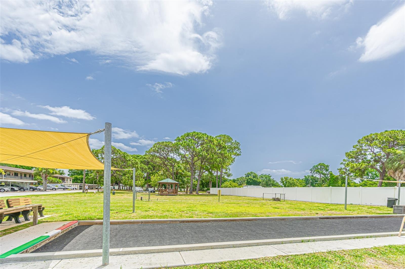 FIVE TOWNS OF ST PETE - Residential