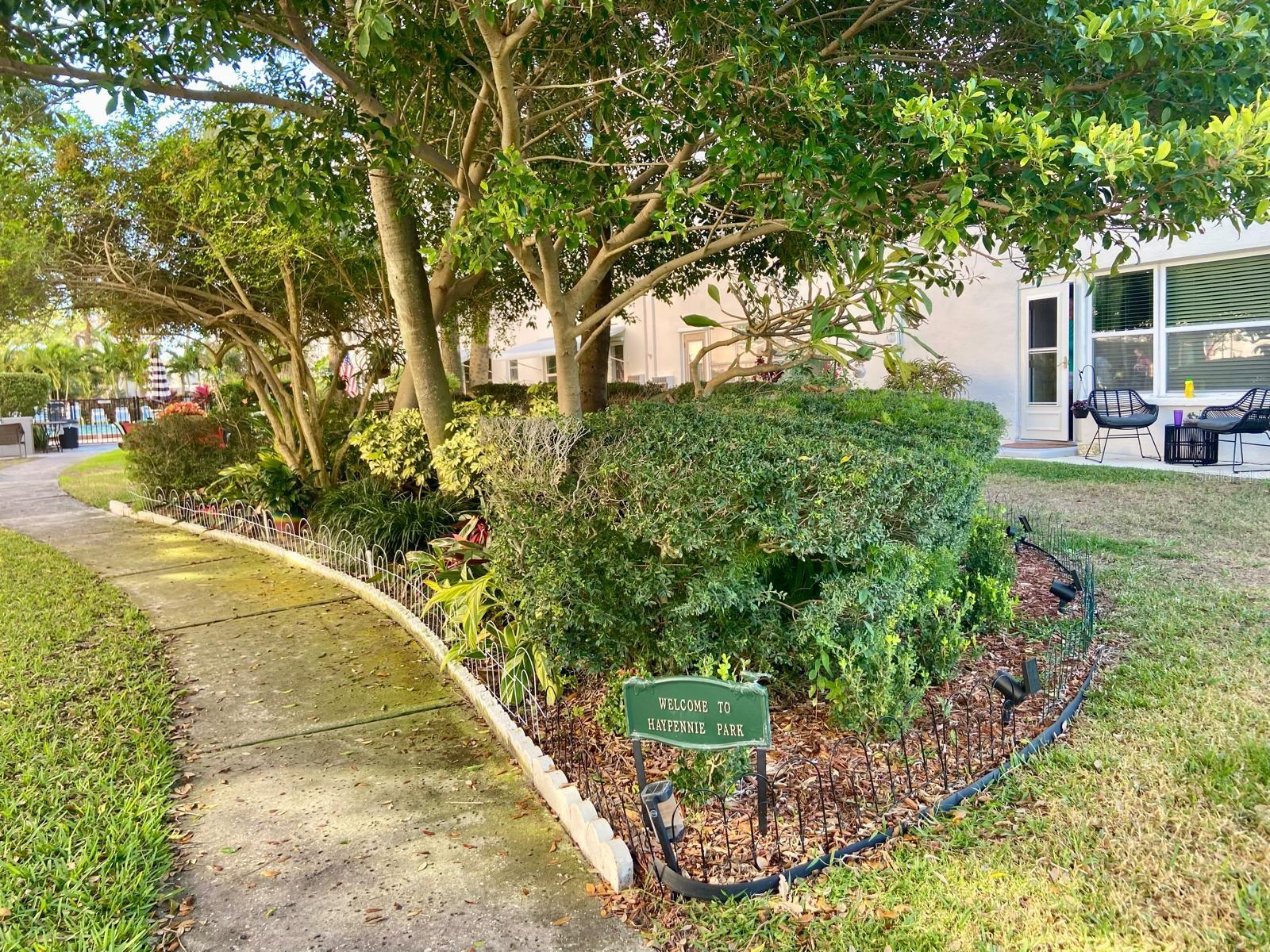 FIVE TOWNS OF ST PETE - Residential