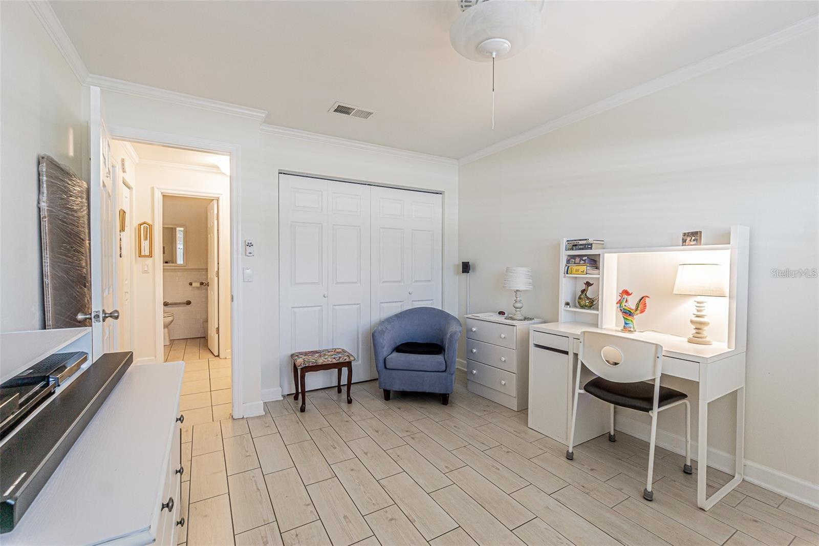 FIVE TOWNS OF ST PETE - Residential