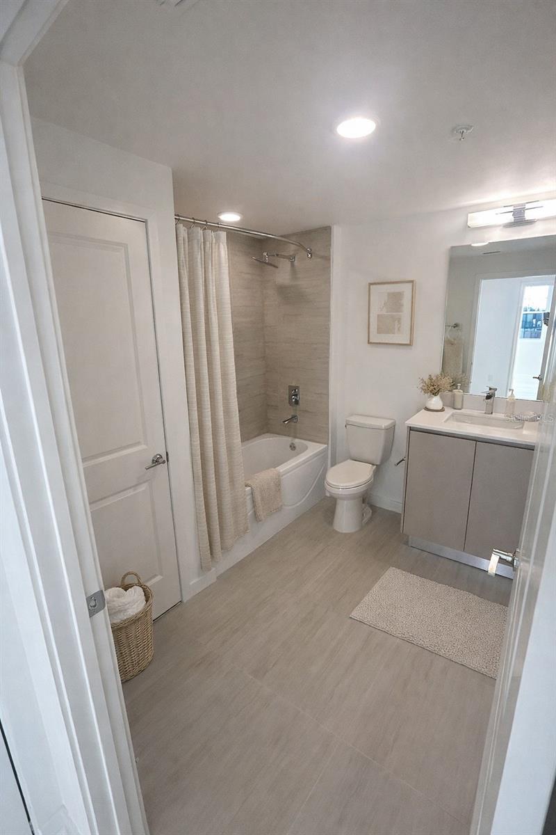 CANNONGATE - Residential