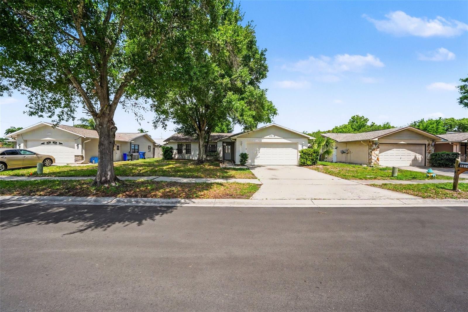 PARK LAKE ESTATES - Residential