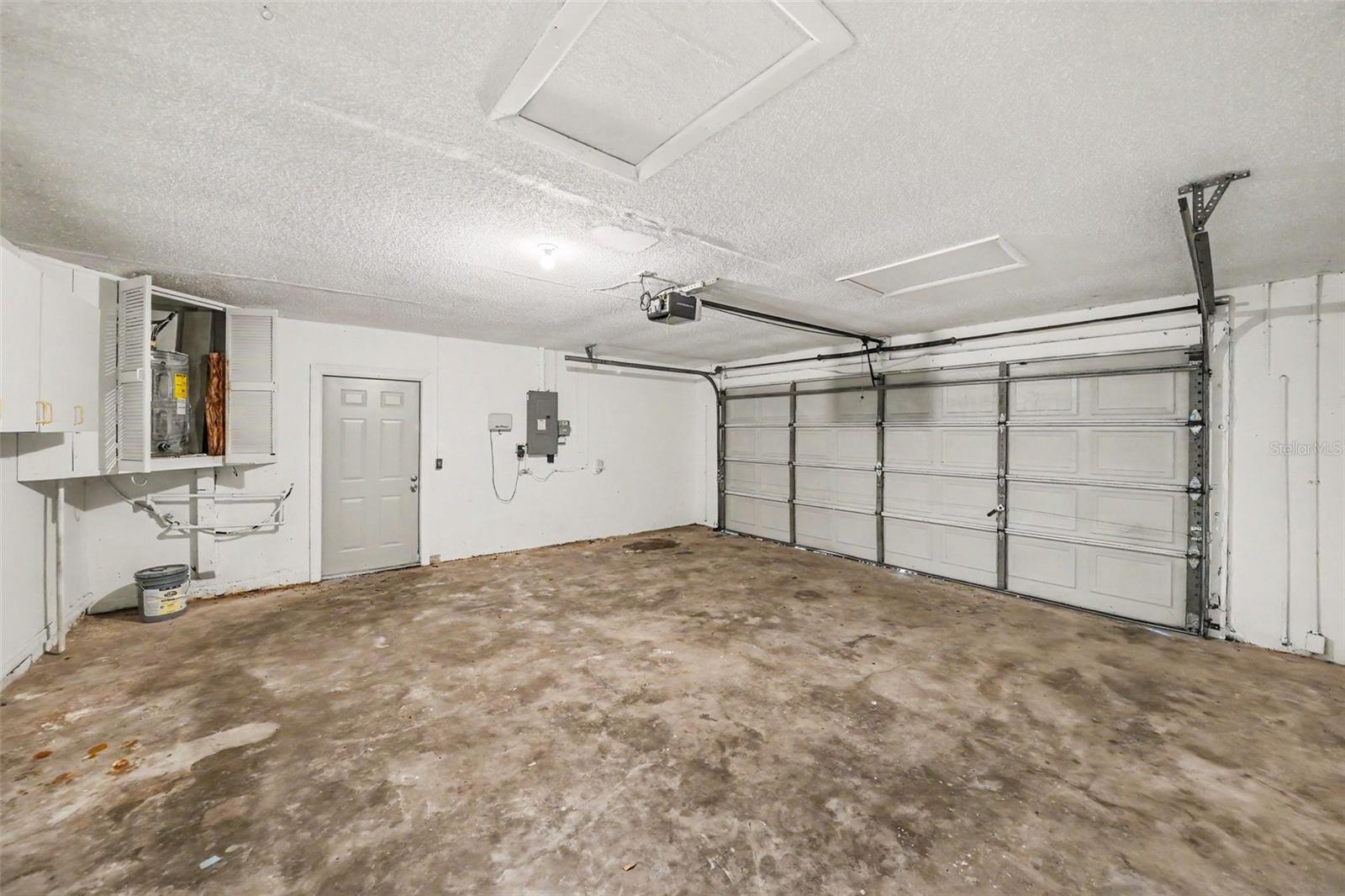 PARK LAKE ESTATES - Residential