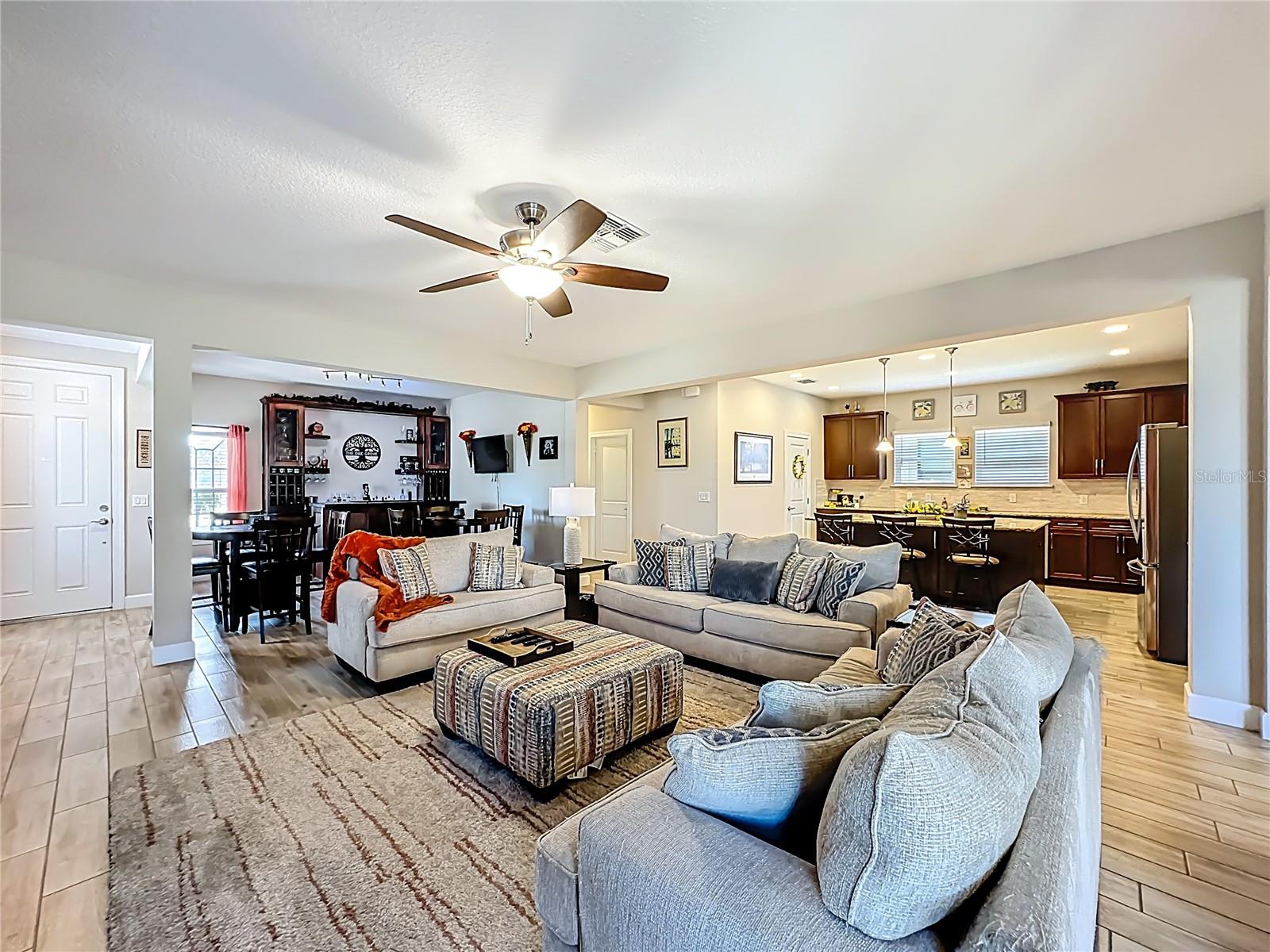 HIGHLAND RANCH ESPLANDE PH 3 - Residential