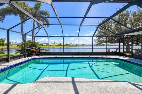 A home in PUNTA GORDA