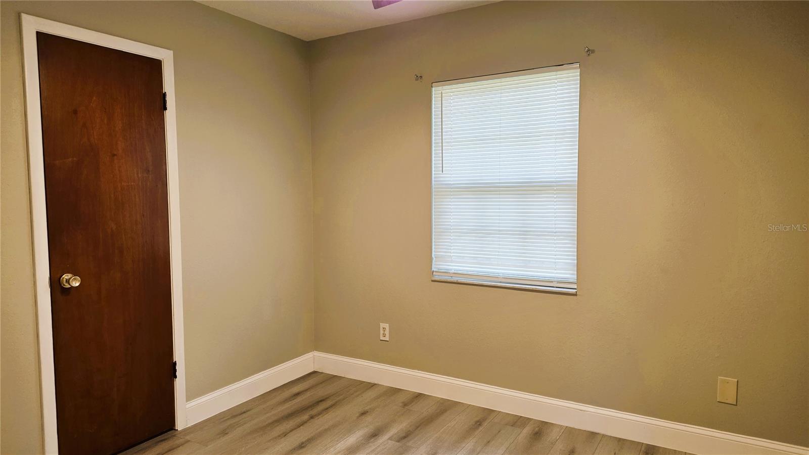 VOTAW MANOR - Residential Lease