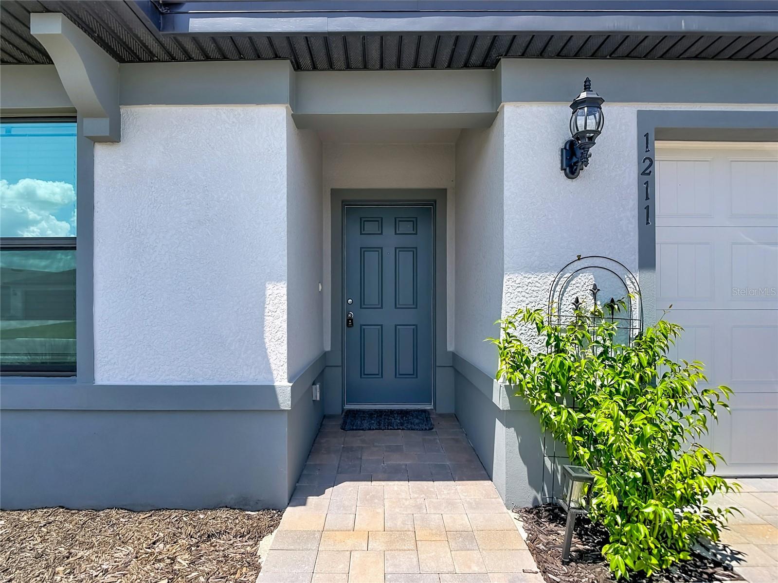 1211 CALOOSA COVE DRIVE