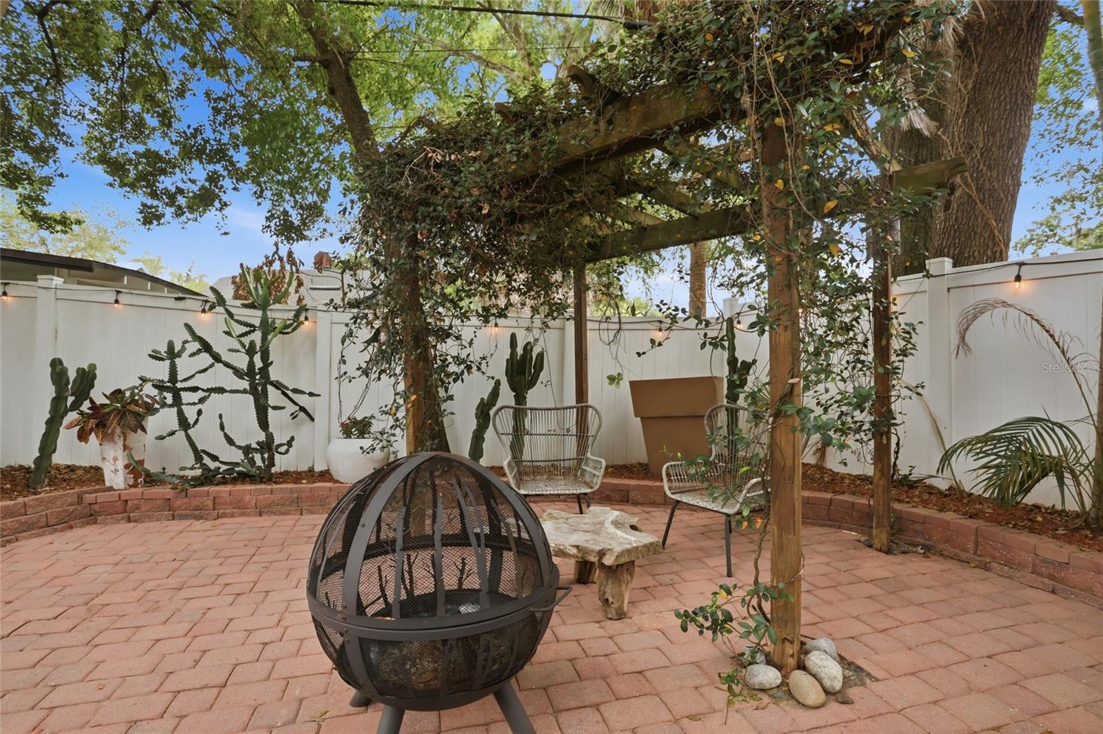 THORNTON PARK ADD - Residential