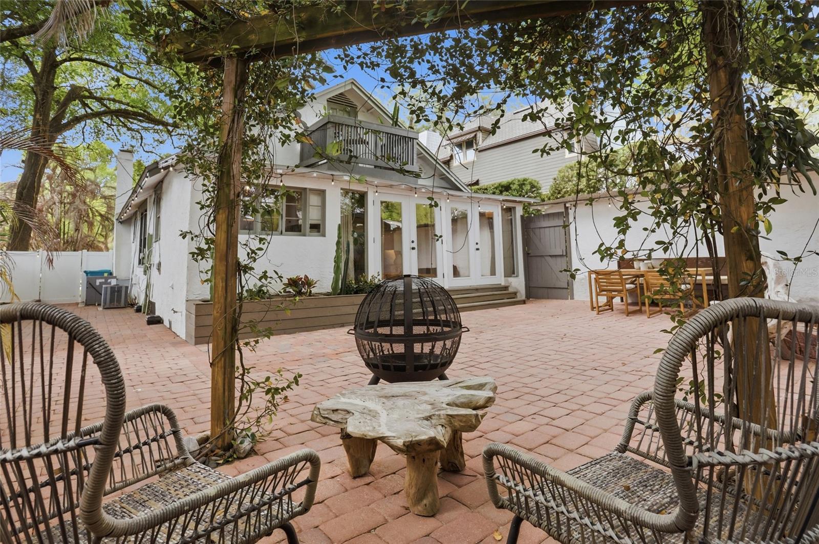 THORNTON PARK ADD - Residential