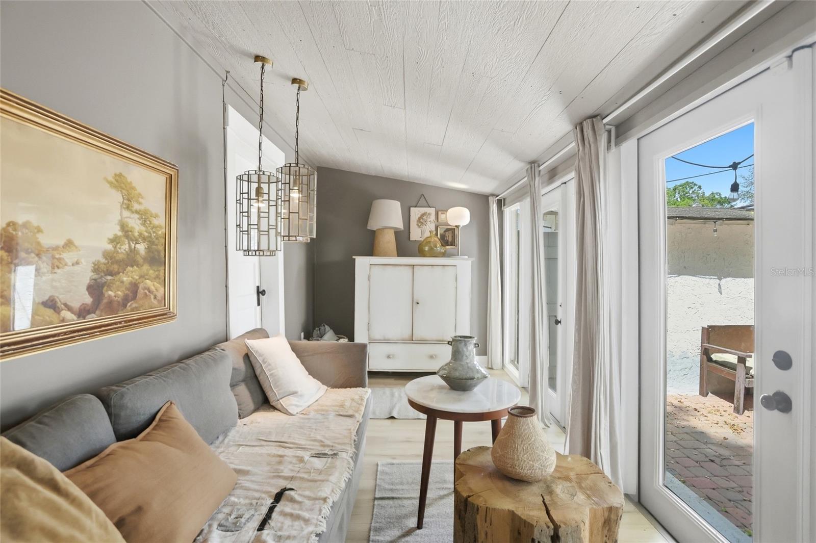 THORNTON PARK ADD - Residential