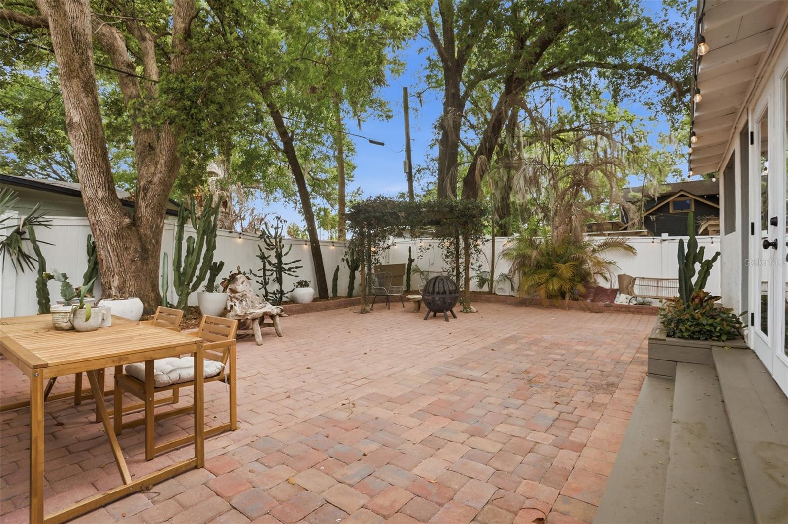 THORNTON PARK ADD - Residential