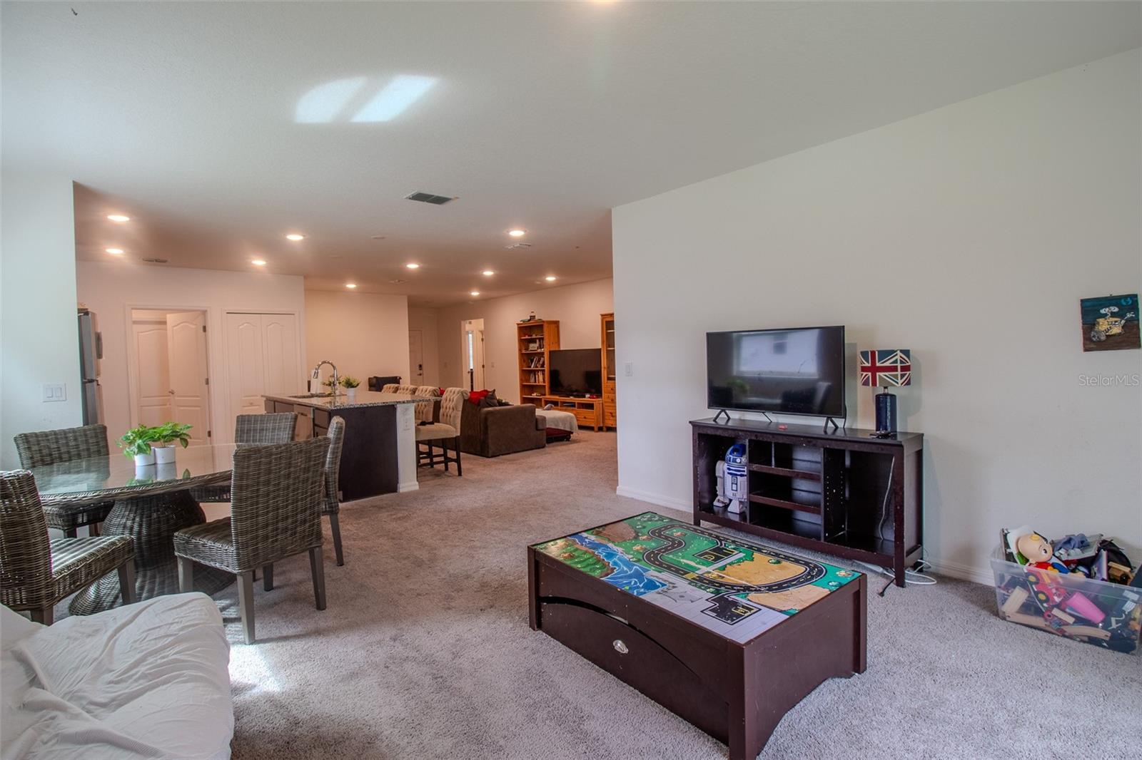 FOREST GROVE BUS CENTER - Residential