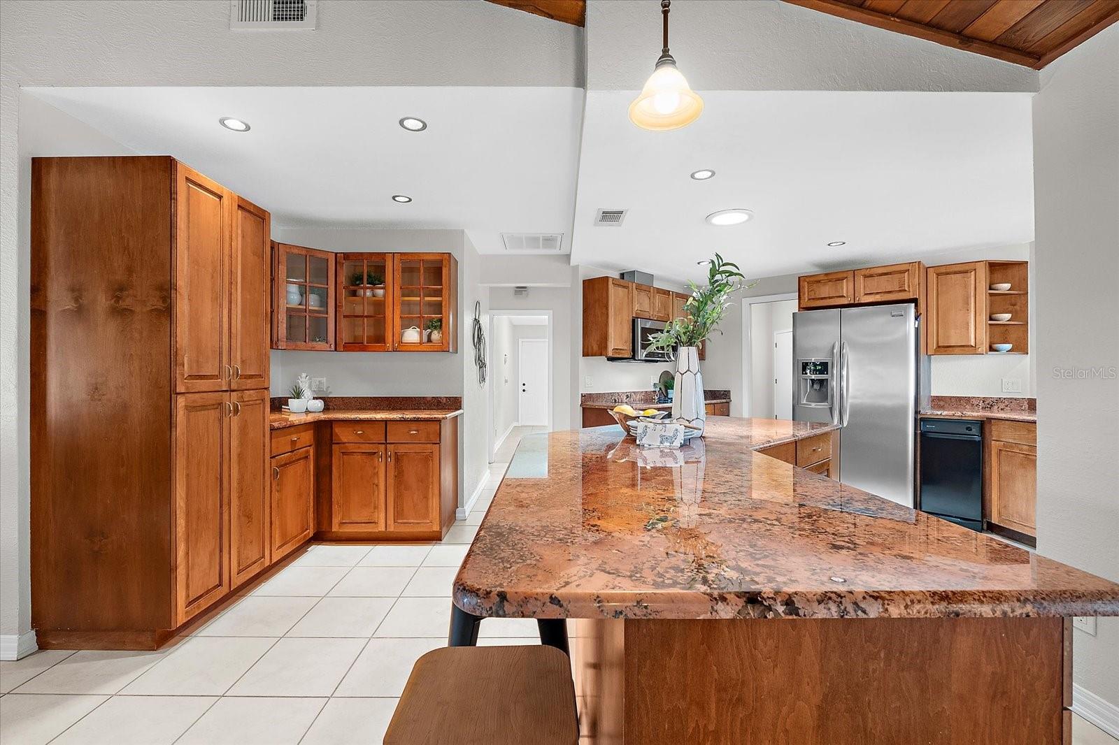 FRANK ESTATES - Residential