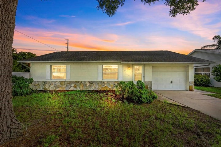 Photo 1 of 48 — 57 CAYMAN CIRCLE, UMATILLA, FL 32784