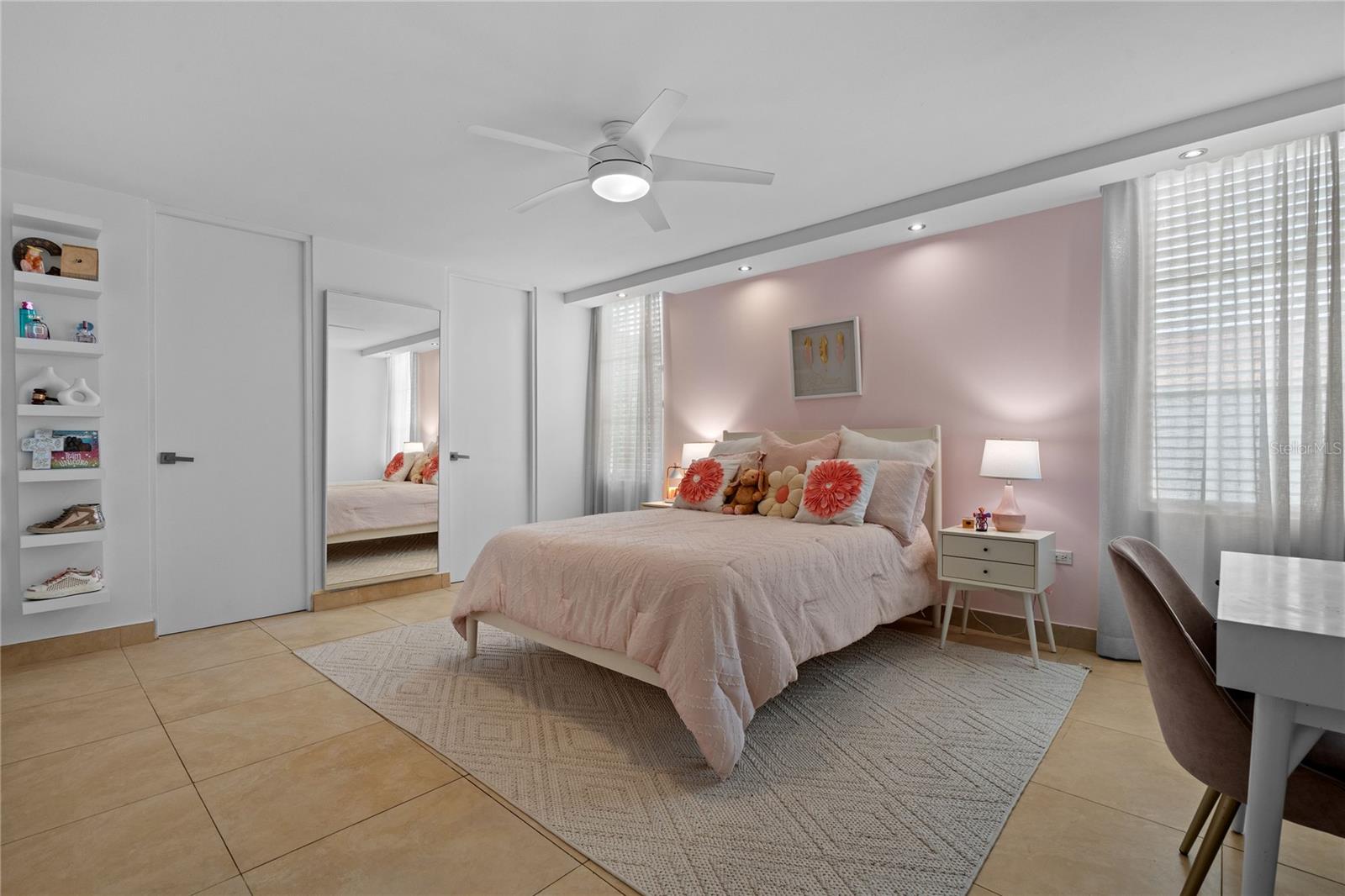 SABANERA DE DORADO - Residential