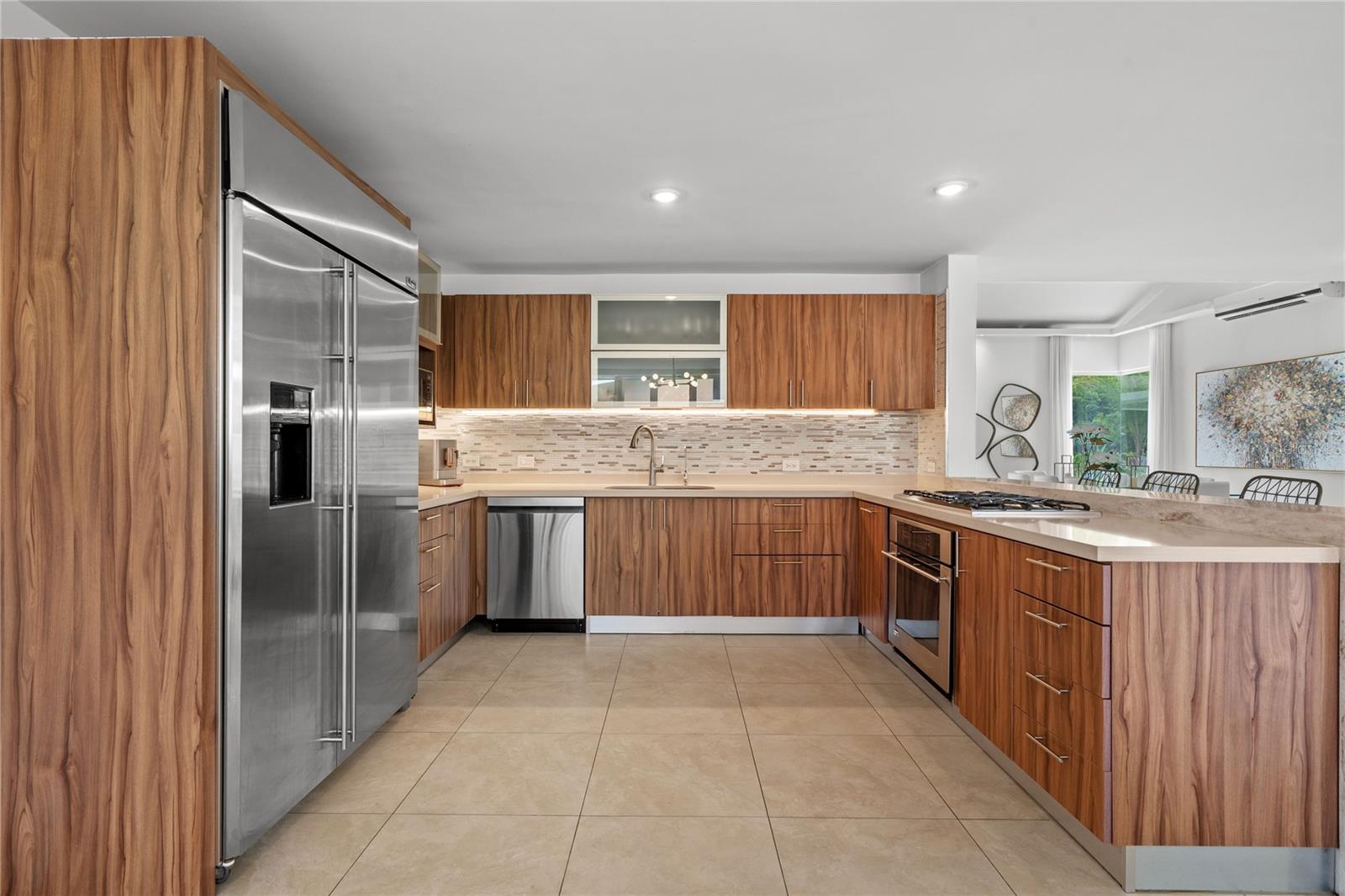 SABANERA DE DORADO - Residential