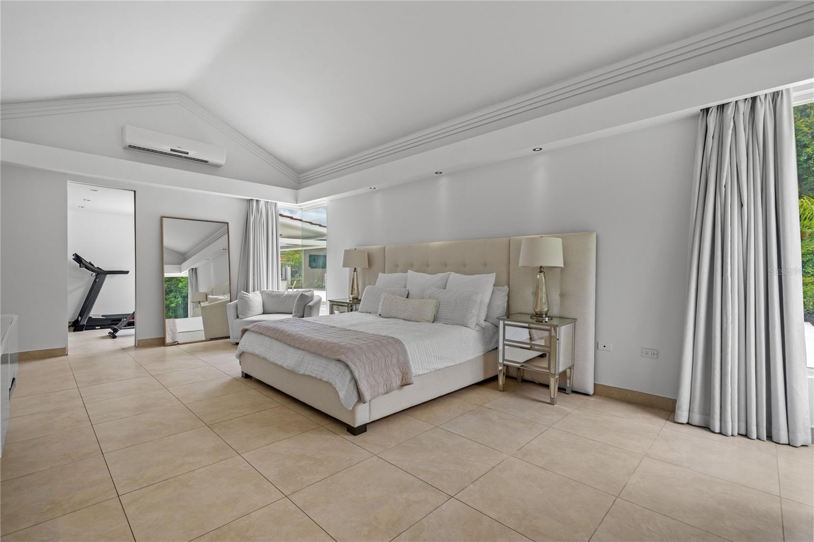 SABANERA DE DORADO - Residential