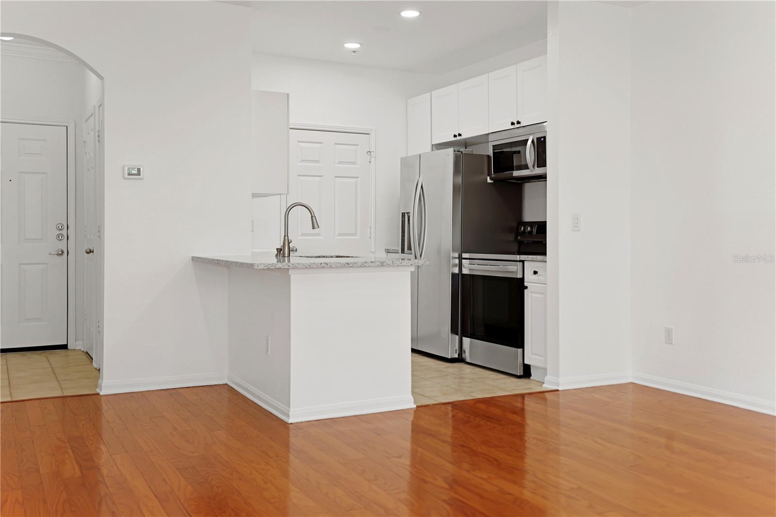 RESIDENCE AT RENAISSANCE - Residential Lease