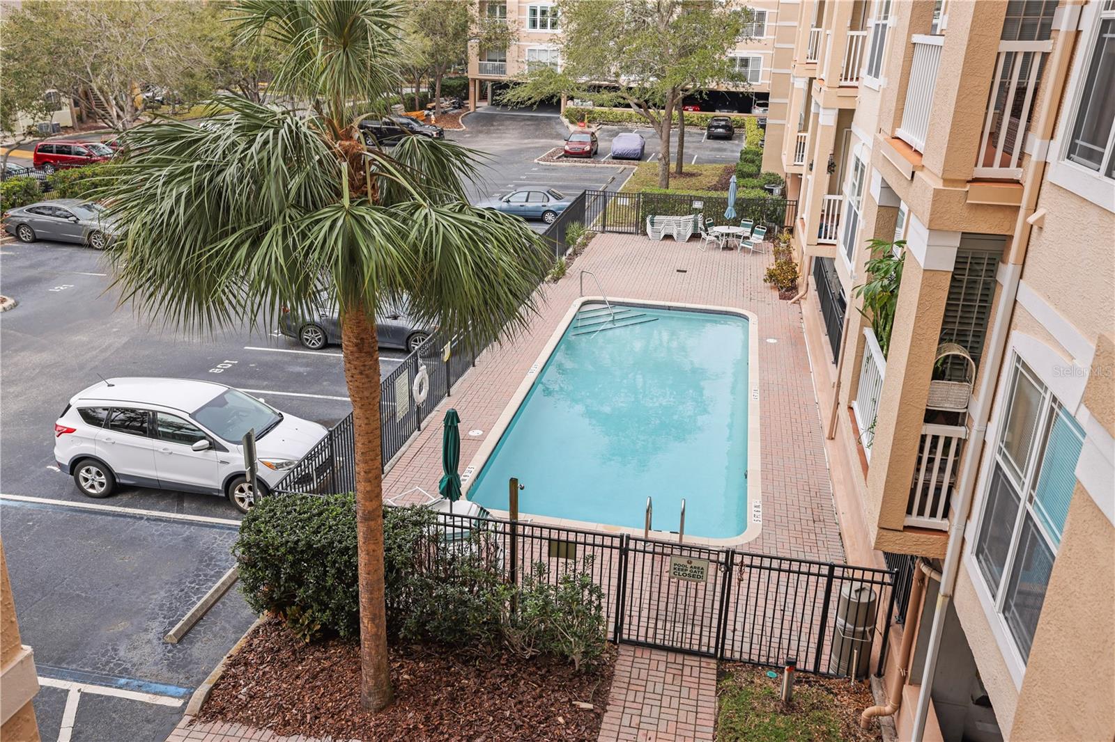 RESIDENCE AT RENAISSANCE - Residential Lease