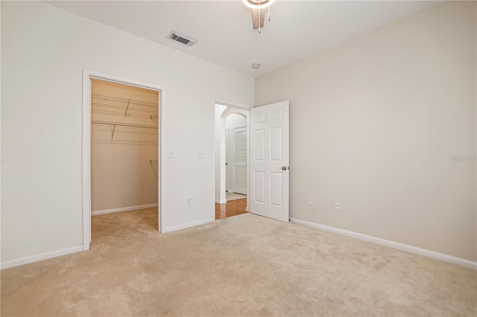 RESIDENCE AT RENAISSANCE - Residential Lease