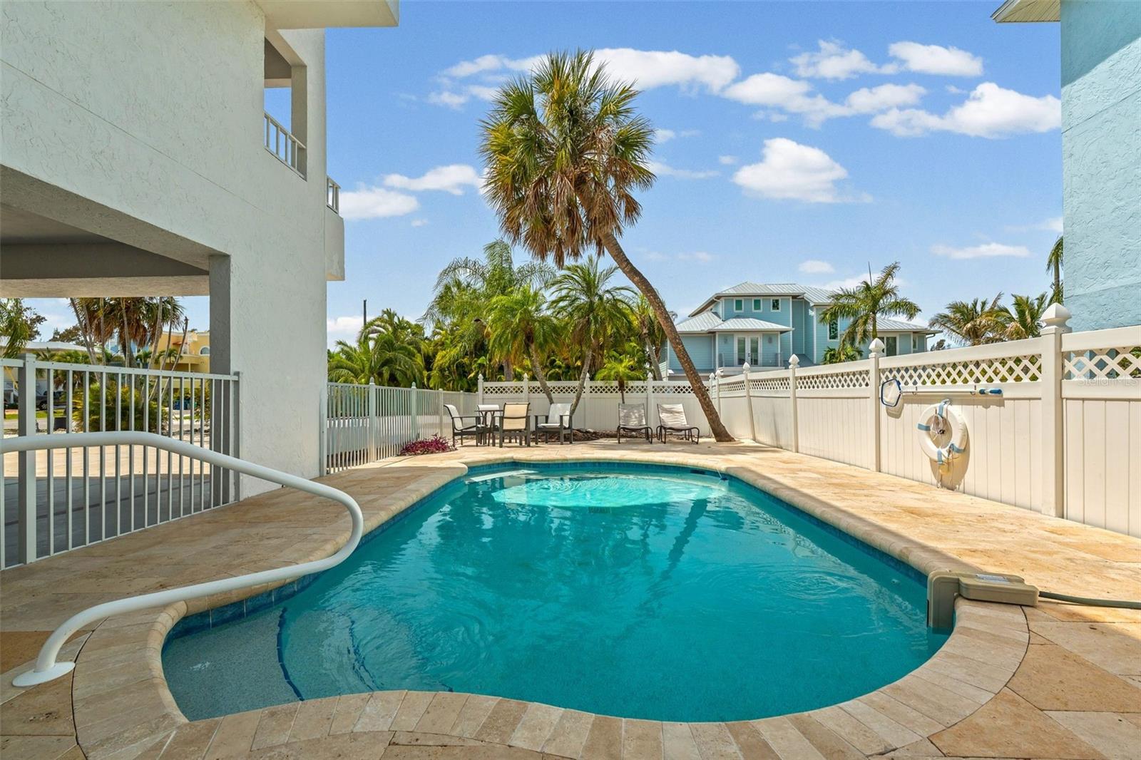 GULF VIEW TWNHS - Residential