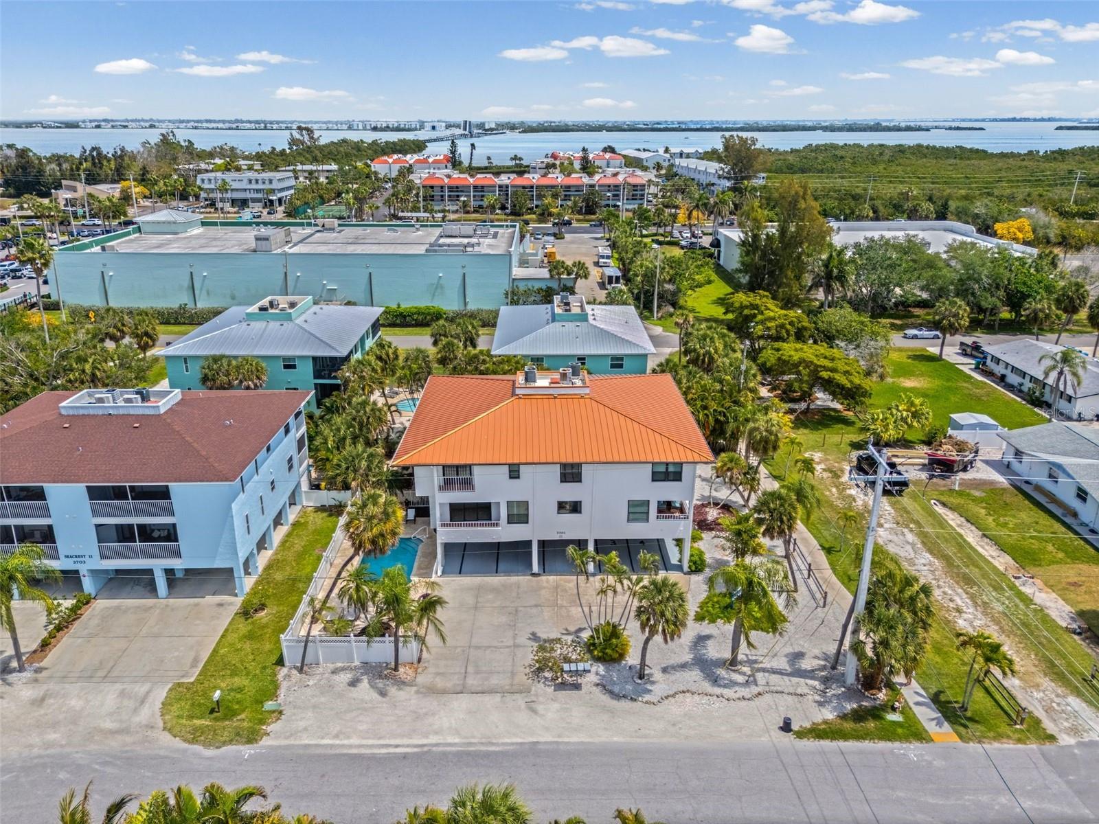 GULF VIEW TWNHS - Residential