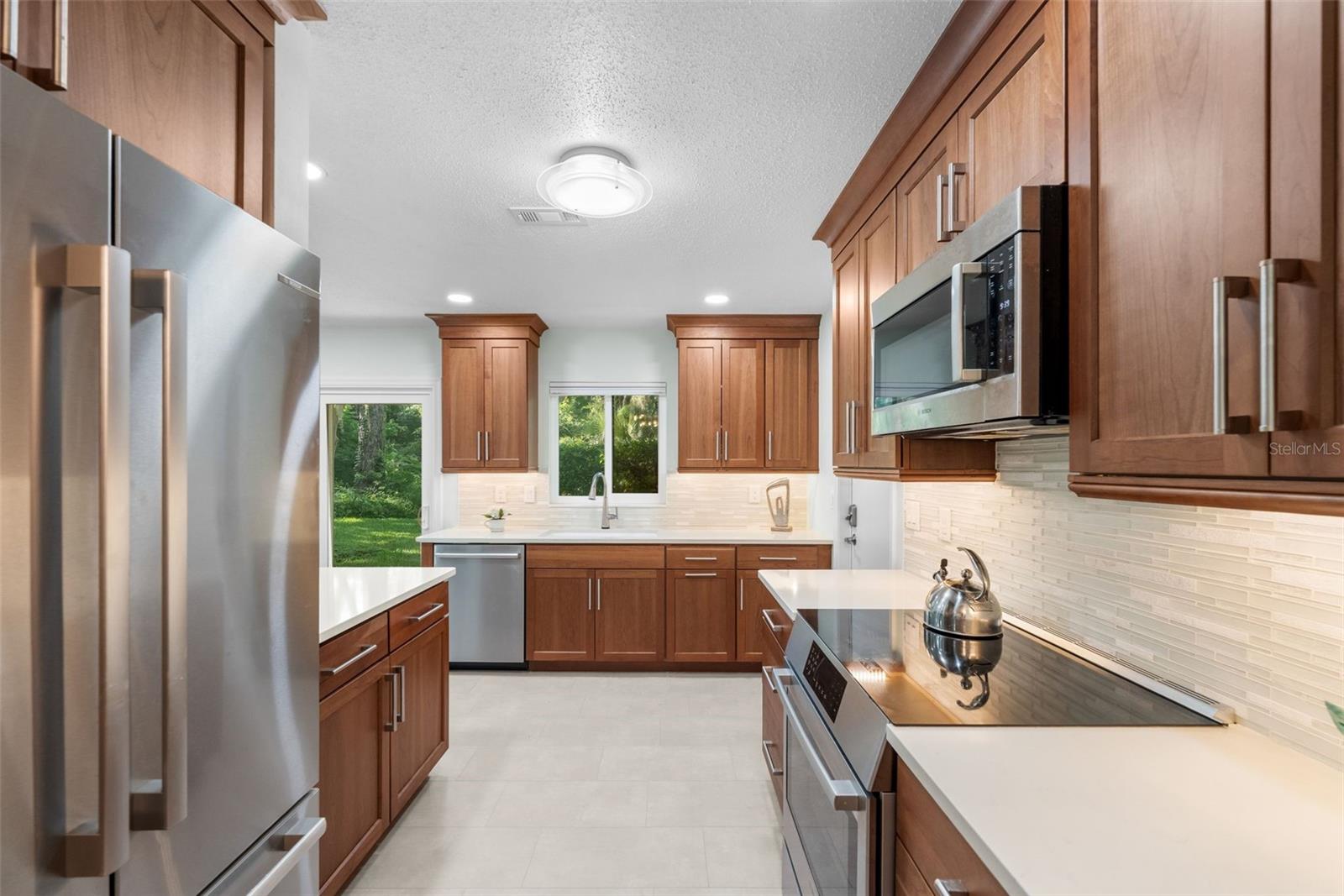 3525 NW 50TH AVENUE