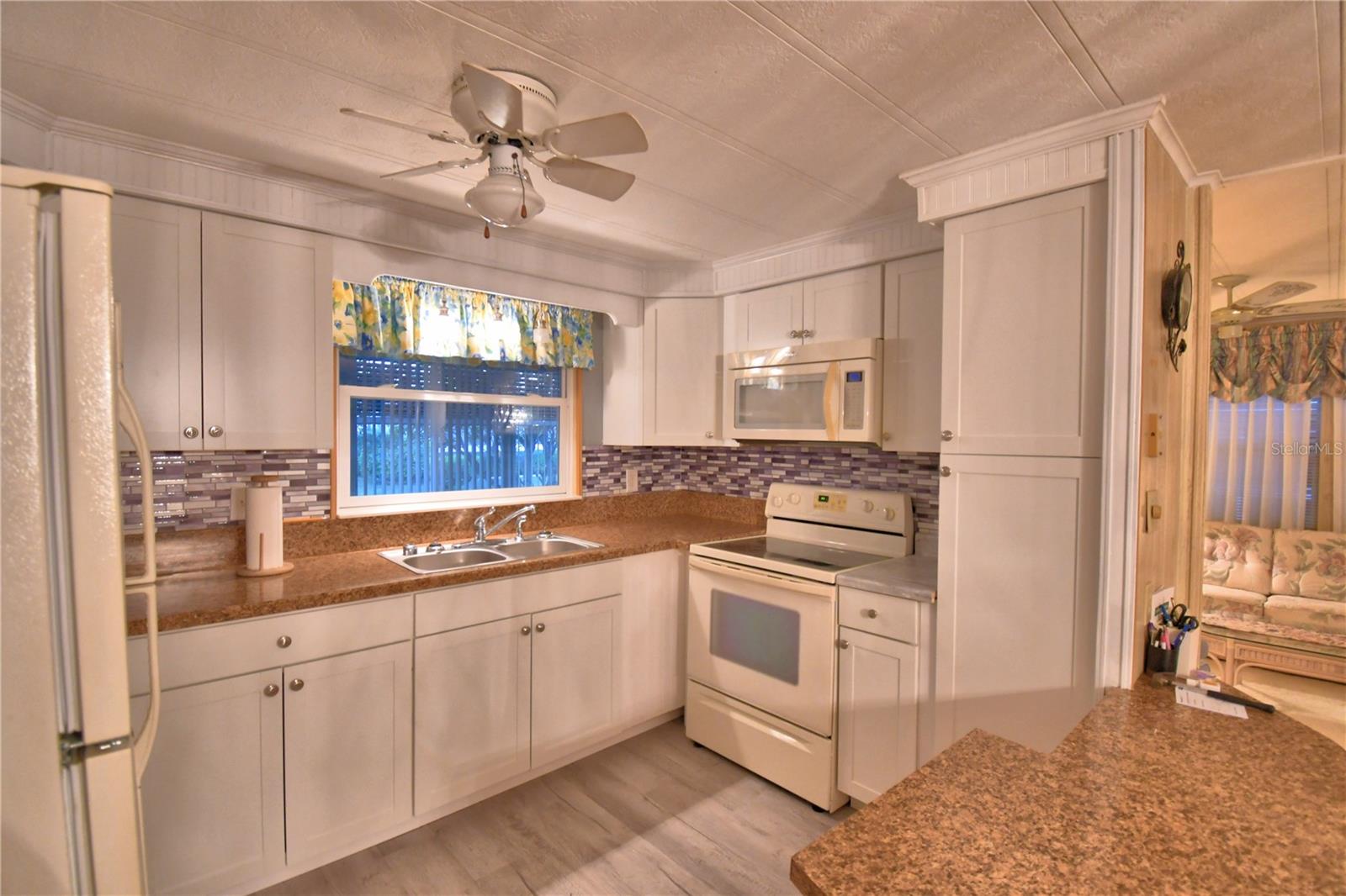 OAKWOOD ESTATES - Residential