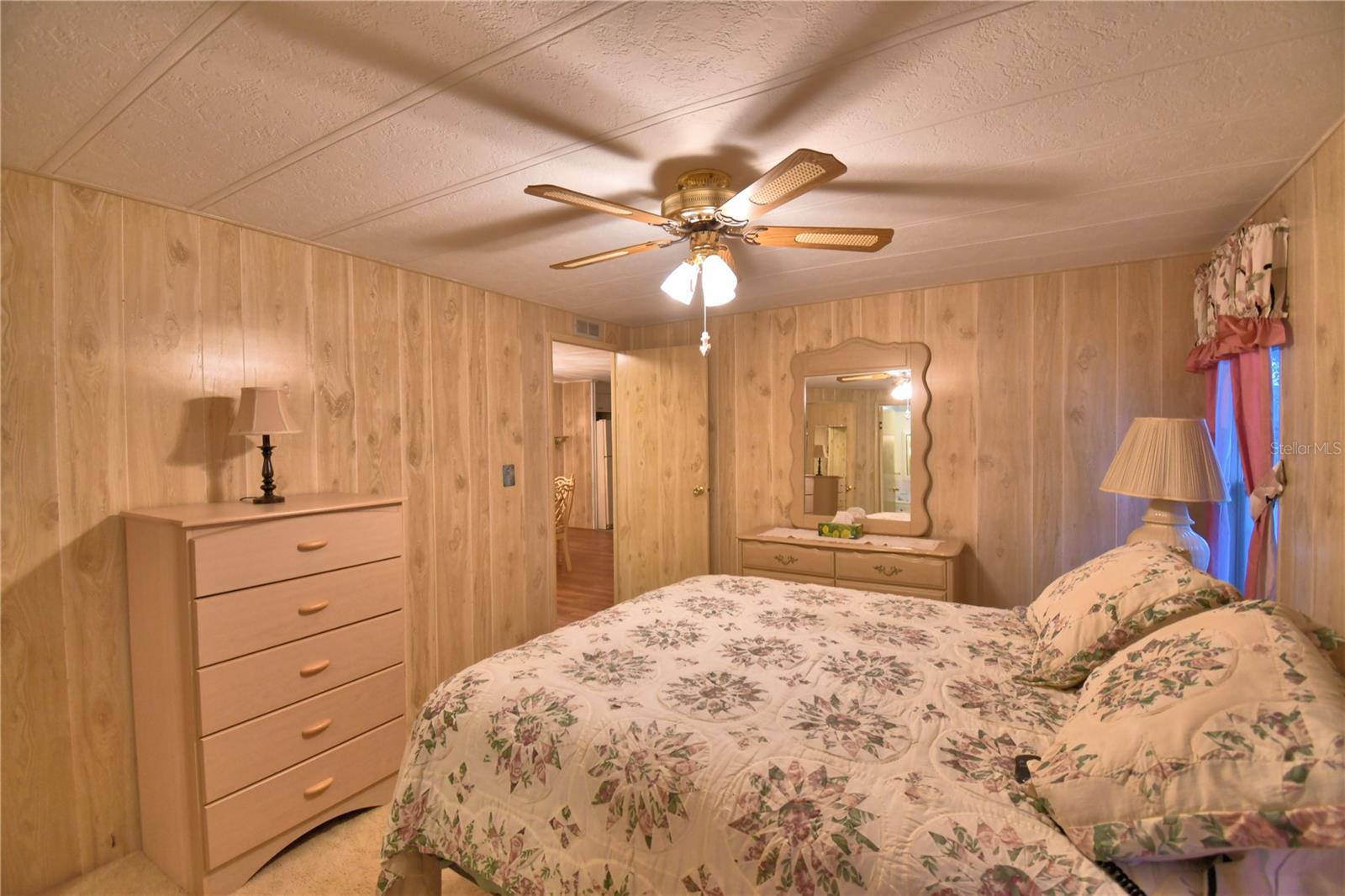 OAKWOOD ESTATES - Residential