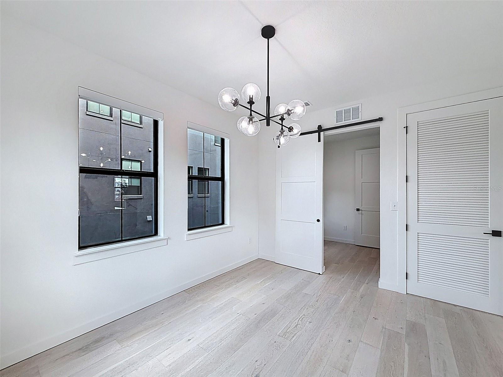 CANVAS TPA TWNHMS PH 1 - Residential Lease