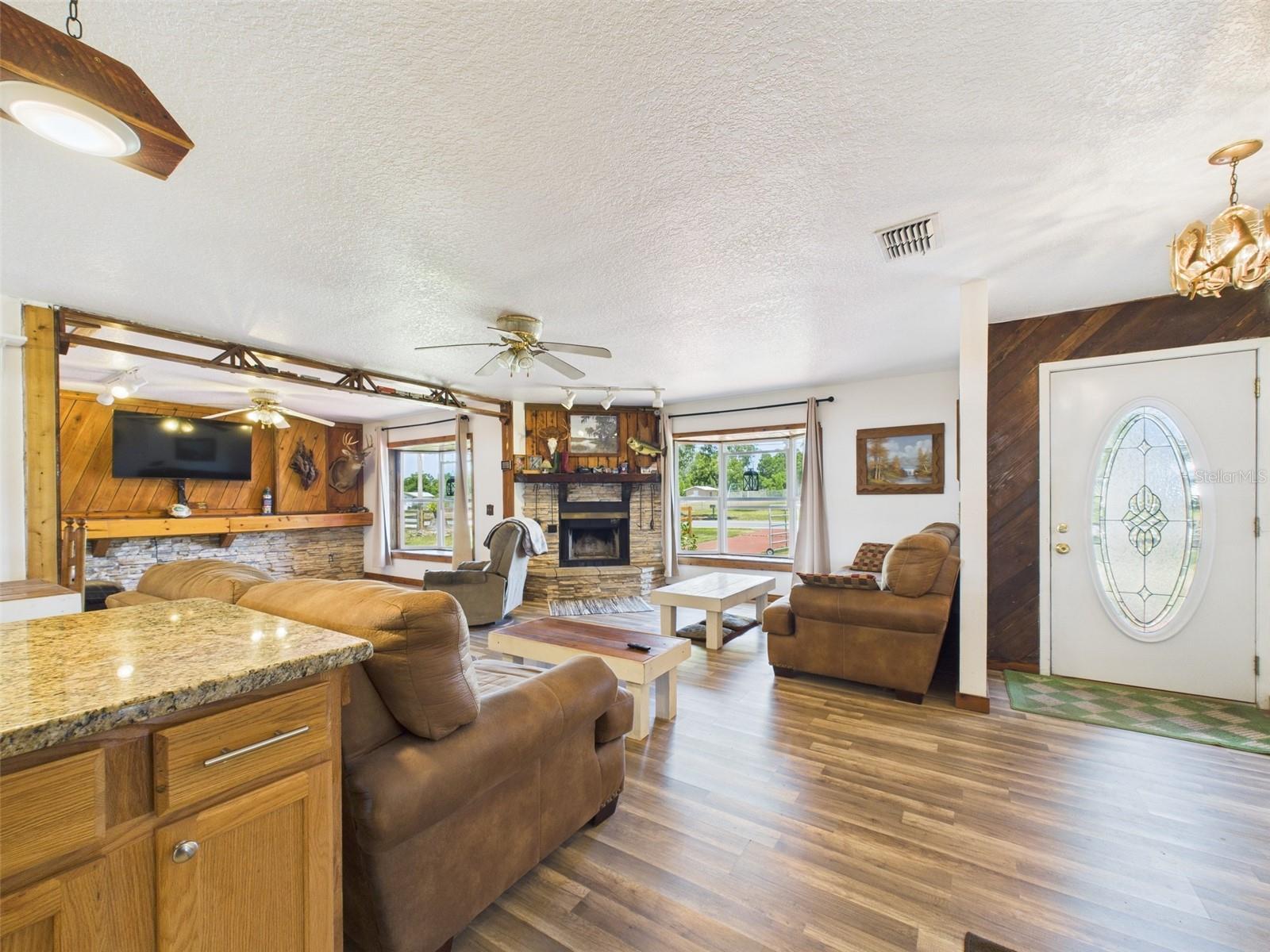 2726 PRINE ROAD