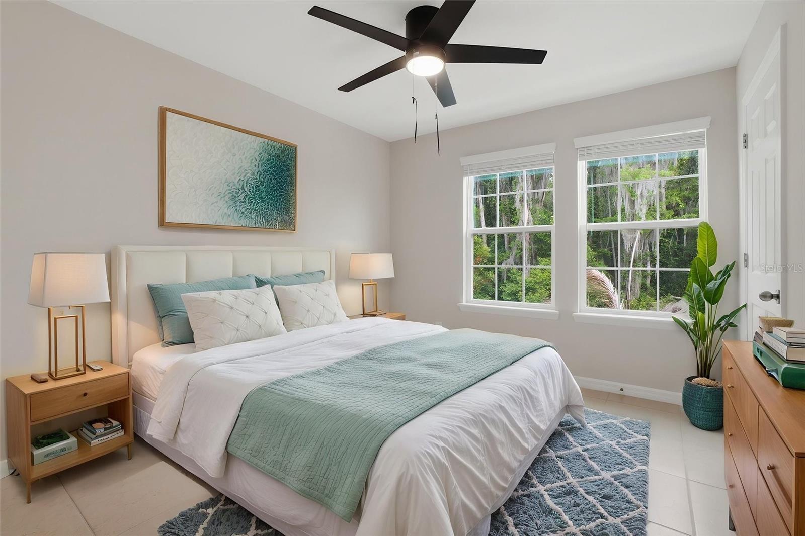 RANDAL WALK - Residential