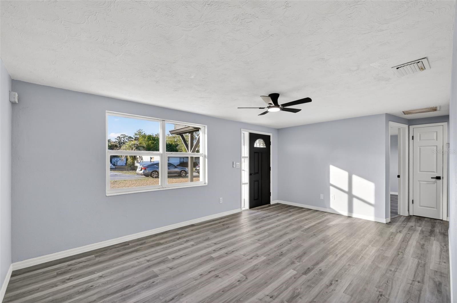 WEEKI WACHEE WOODLANDS - Residential