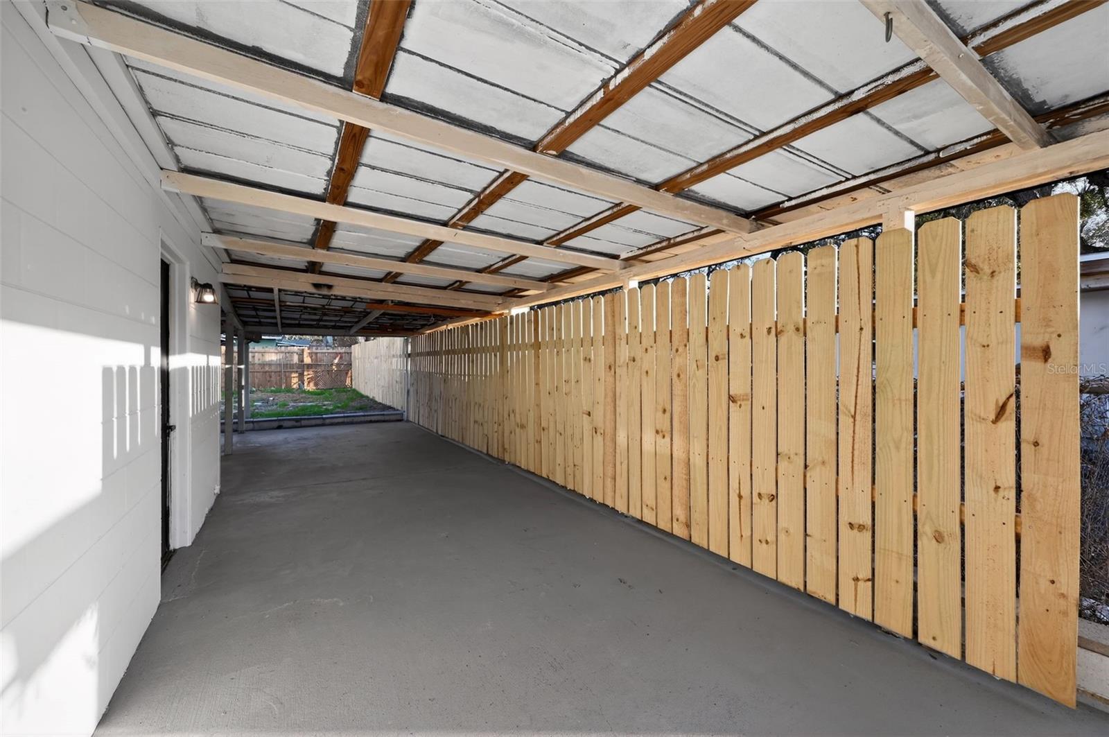 WEEKI WACHEE WOODLANDS - Residential