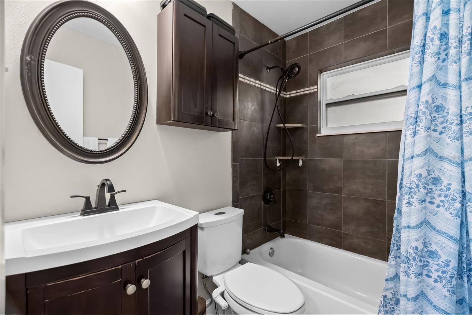 GROVE PARK - Residential