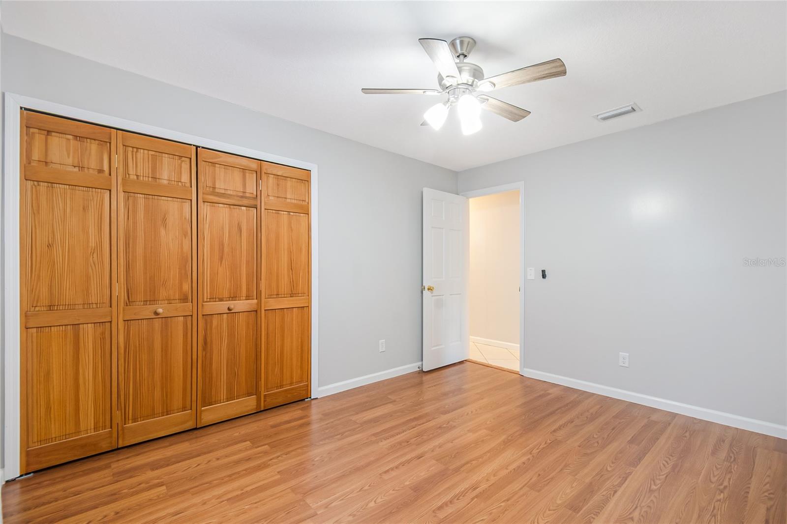 ORANGE BAY - Residential