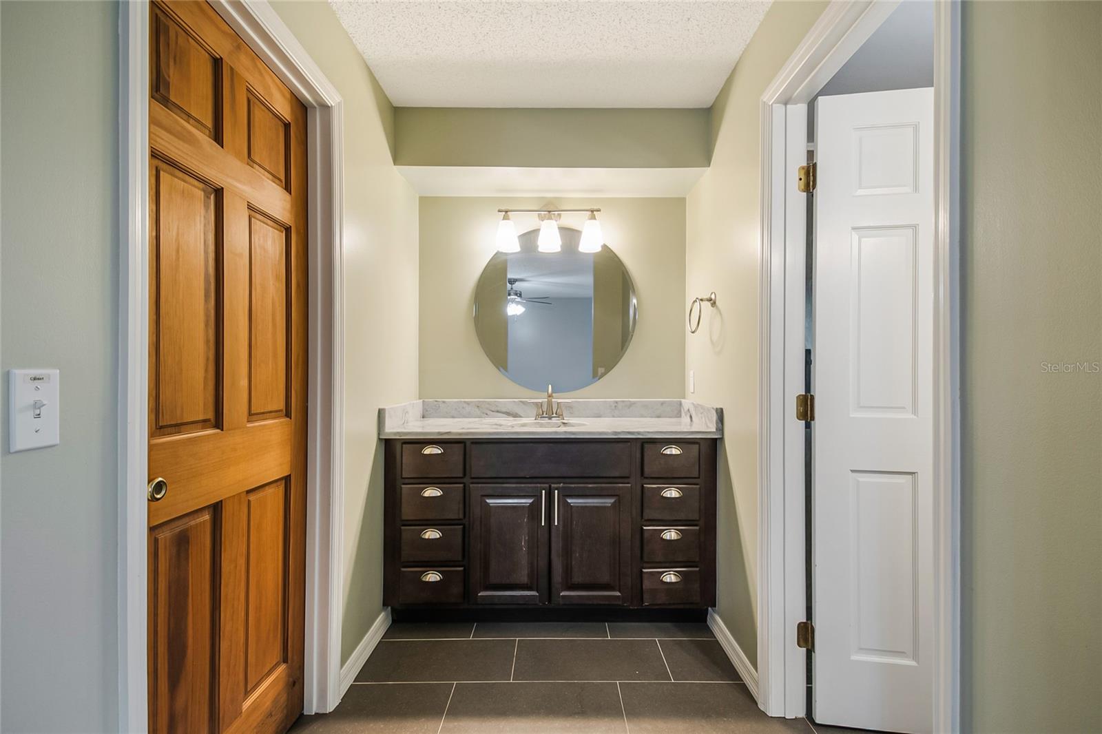 ORANGE BAY - Residential