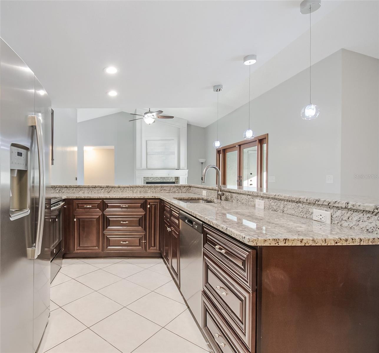 ORANGE BAY - Residential