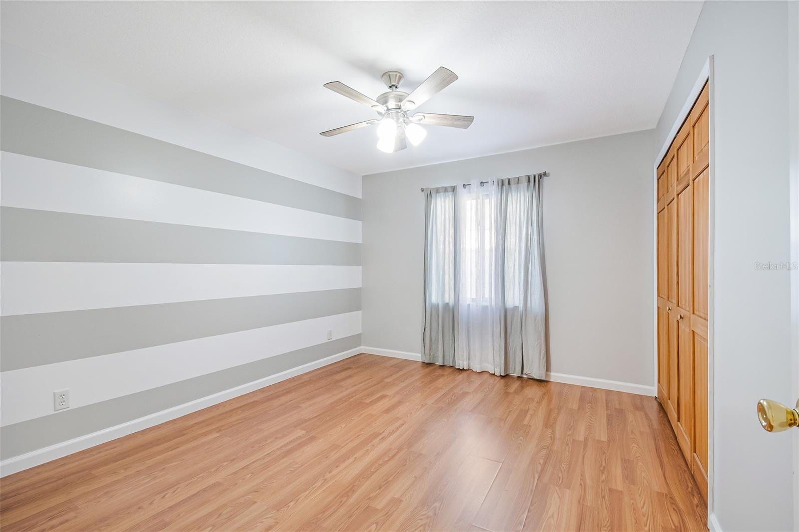 ORANGE BAY - Residential