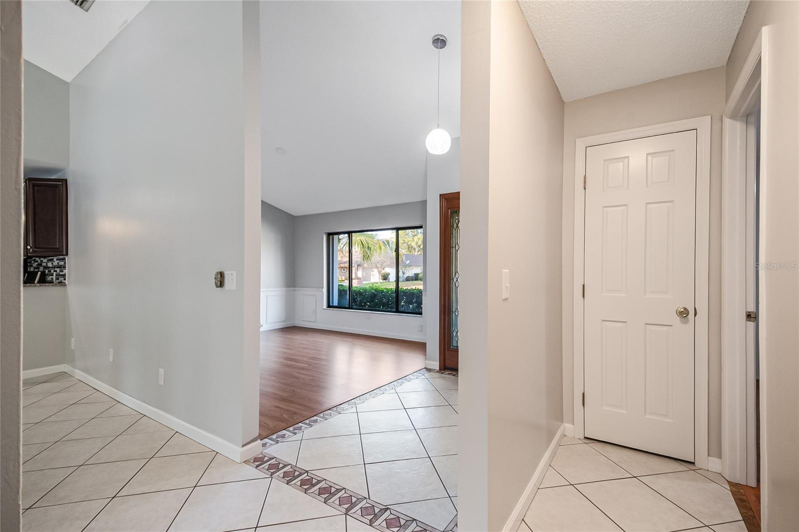 ORANGE BAY - Residential