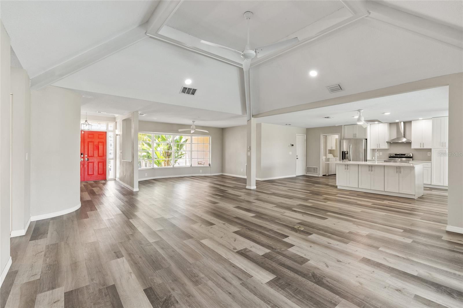 ROYAL TEE ESTATES SEC 1 - Residential