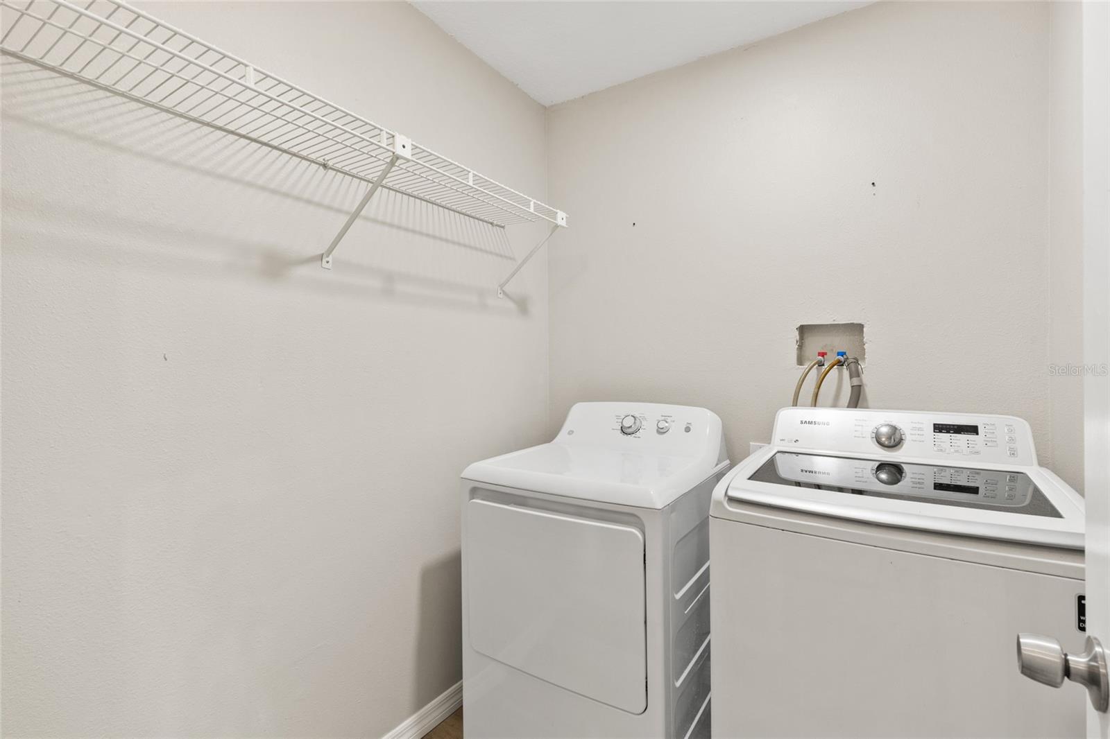 ROYAL TEE ESTATES SEC 1 - Residential