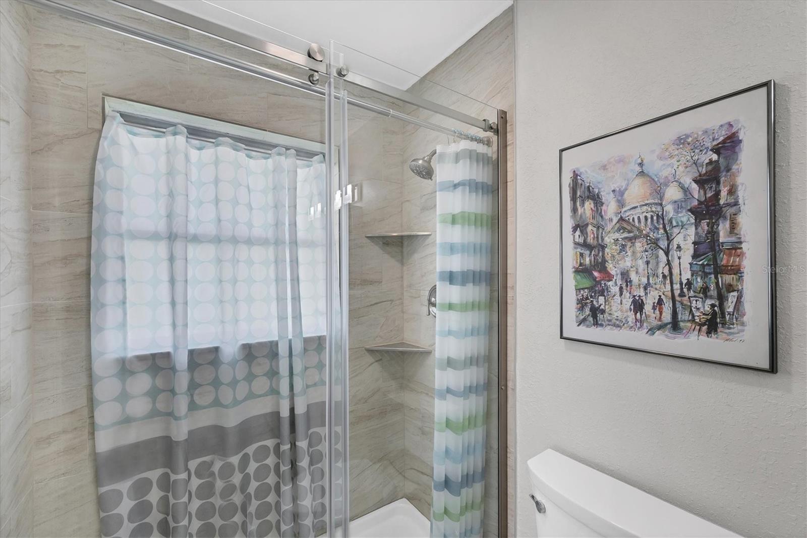 GROVE CITY SHORES - Residential