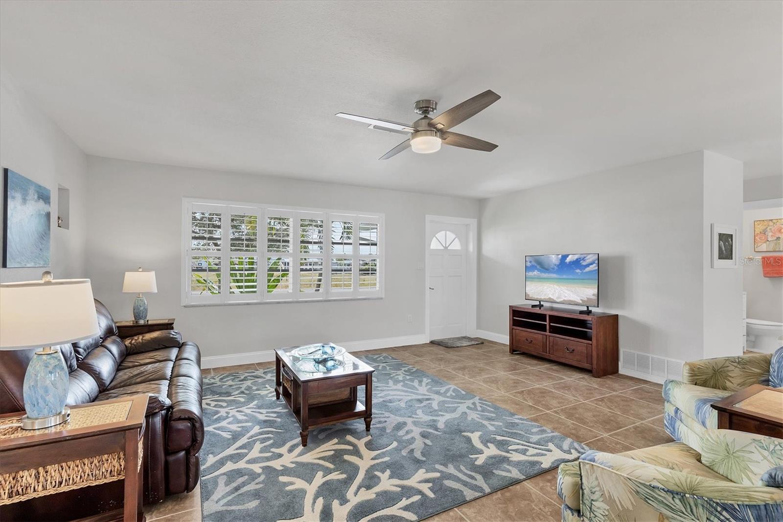 GROVE CITY SHORES - Residential