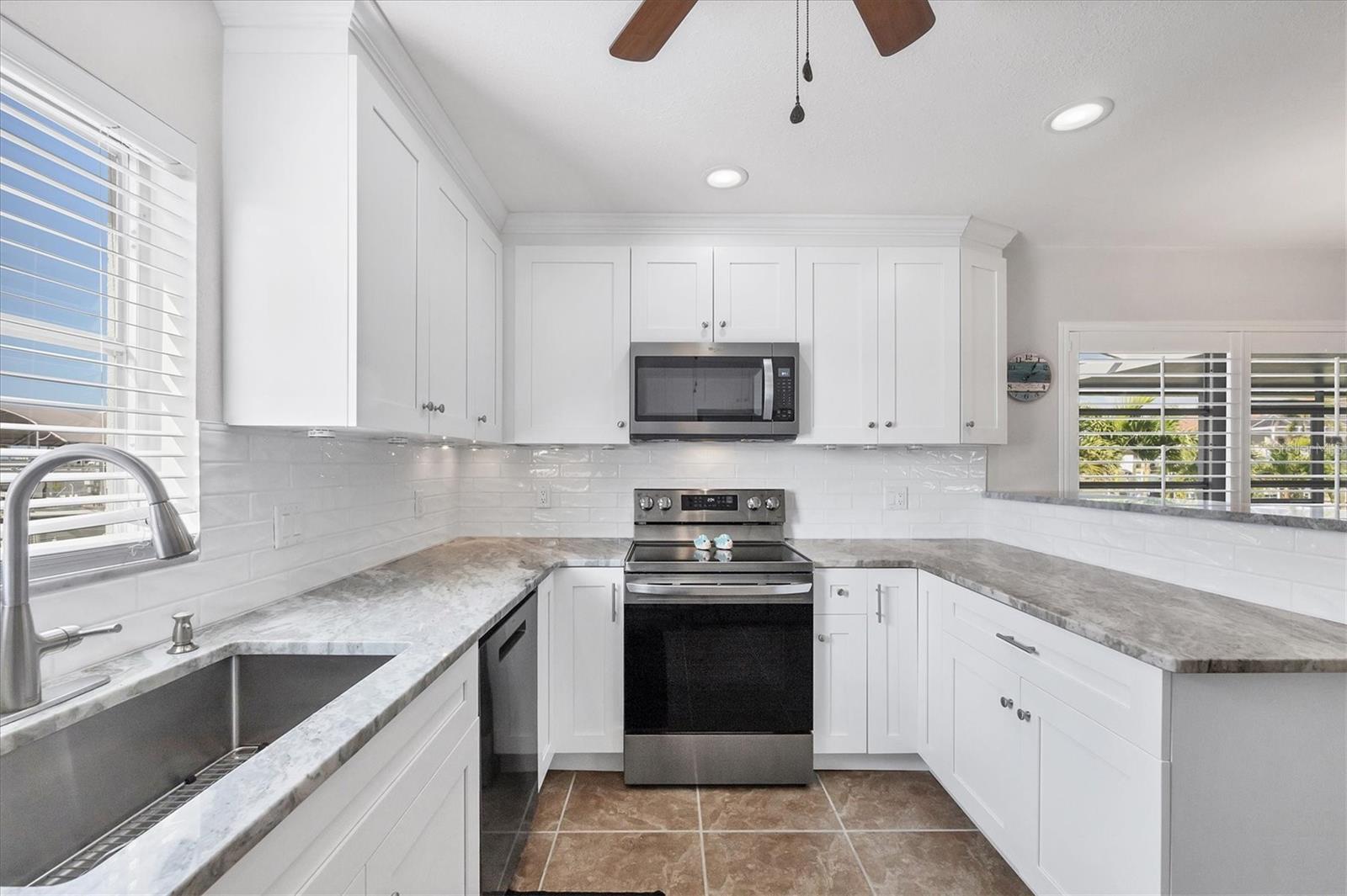 GROVE CITY SHORES - Residential