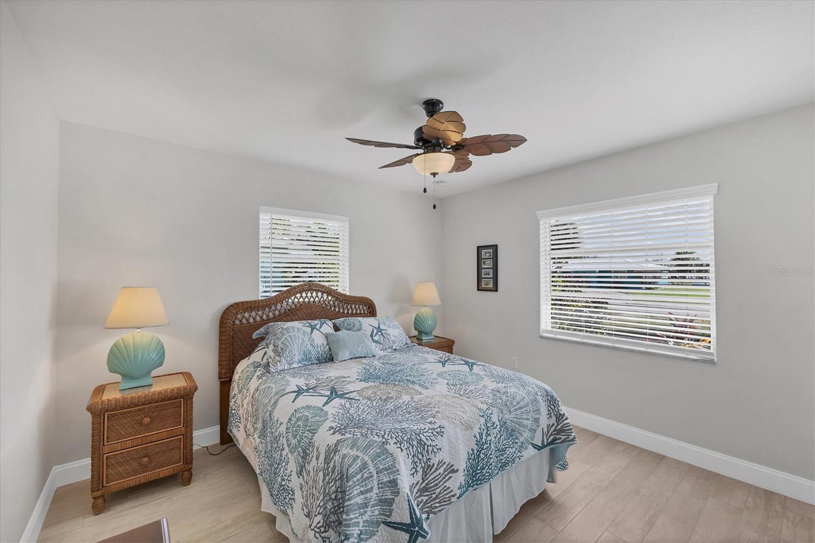 GROVE CITY SHORES - Residential